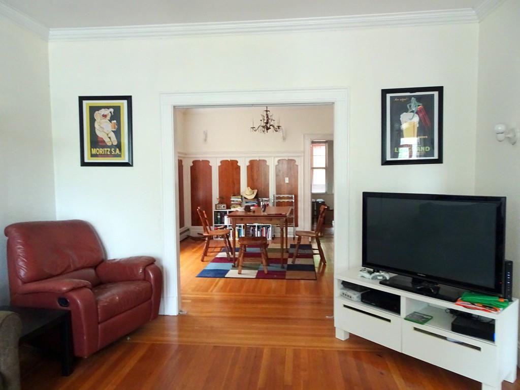 Winchester St & Fuller St 1, Brookline, MA 02446 3 Bedroom Apartment