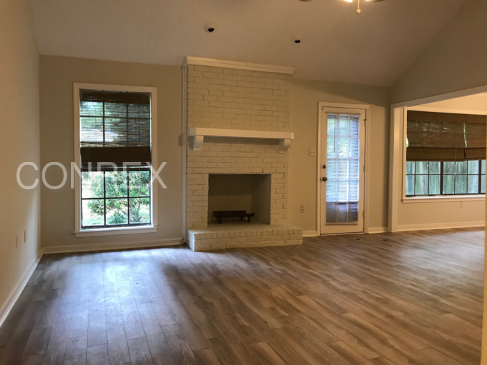 229 Walnut Ridge St - Photo 2 of 13