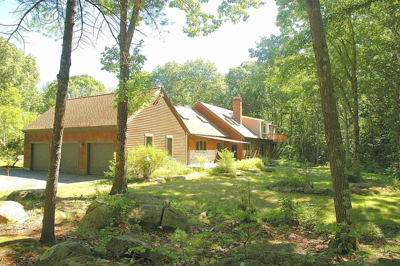 146 Durham Point Rd - Photo 3 of 29