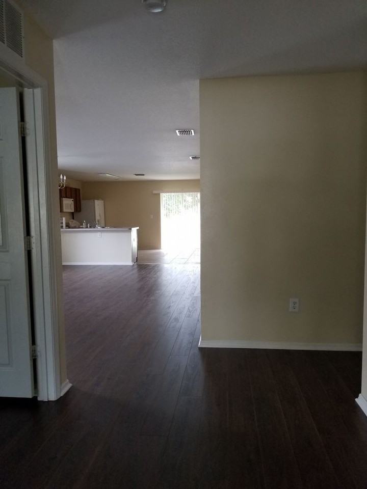 13816 Vanderbilt Rd - Photo 3 of 18