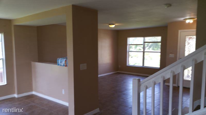 30 NE 24th Terrace - Photo 3 of 7