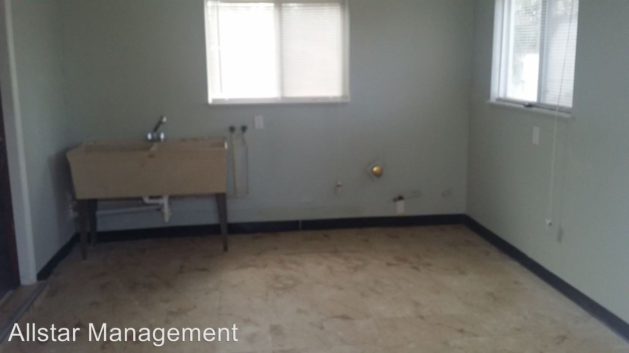 6574 Burton Dr - Photo 2 of 10