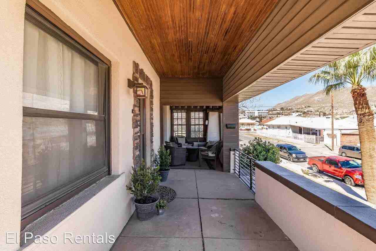 1101 Noble St - Photo 3 of 19