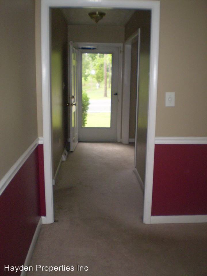 331 Nicholson Rd - Photo 3 of 37