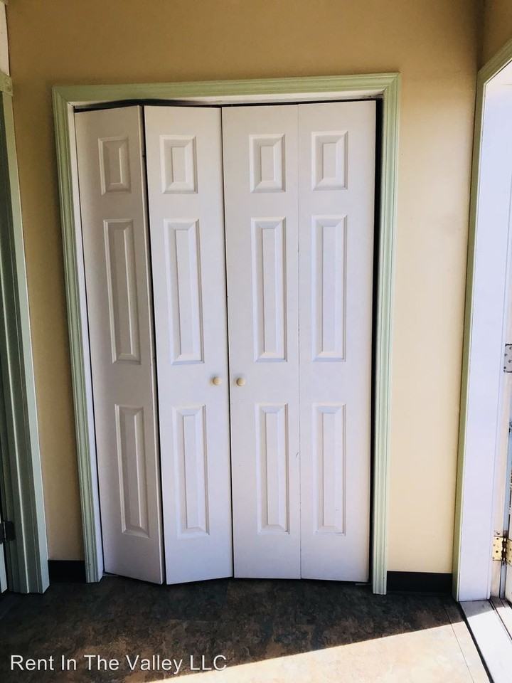 1414 S. Ethels Cir. - Photo 3 of 14