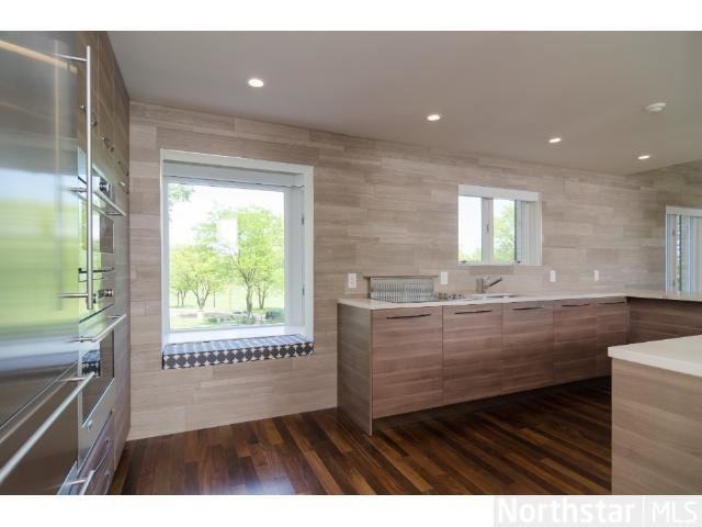 3200 W Calhoun Pkwy #201 - Photo 2 of 18