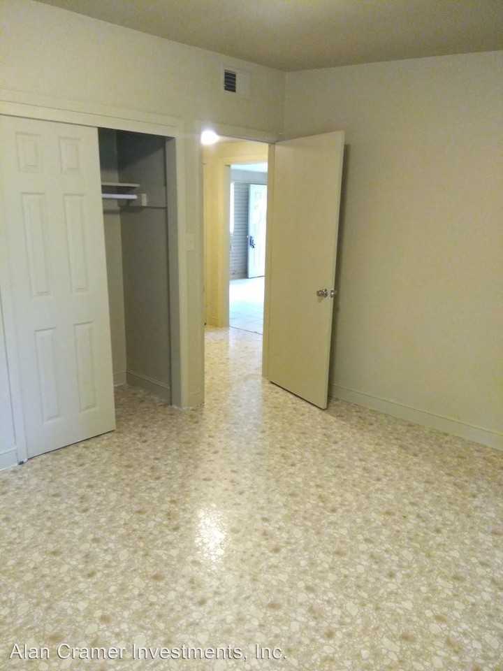 602 Olive St - Photo 3 of 7