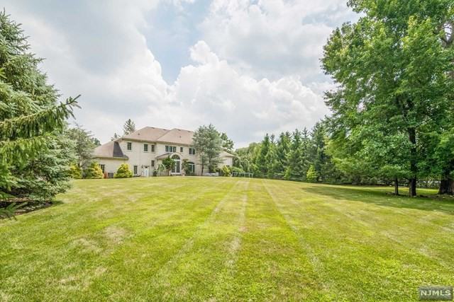 85 Sherwood Rd - Photo 2 of 25