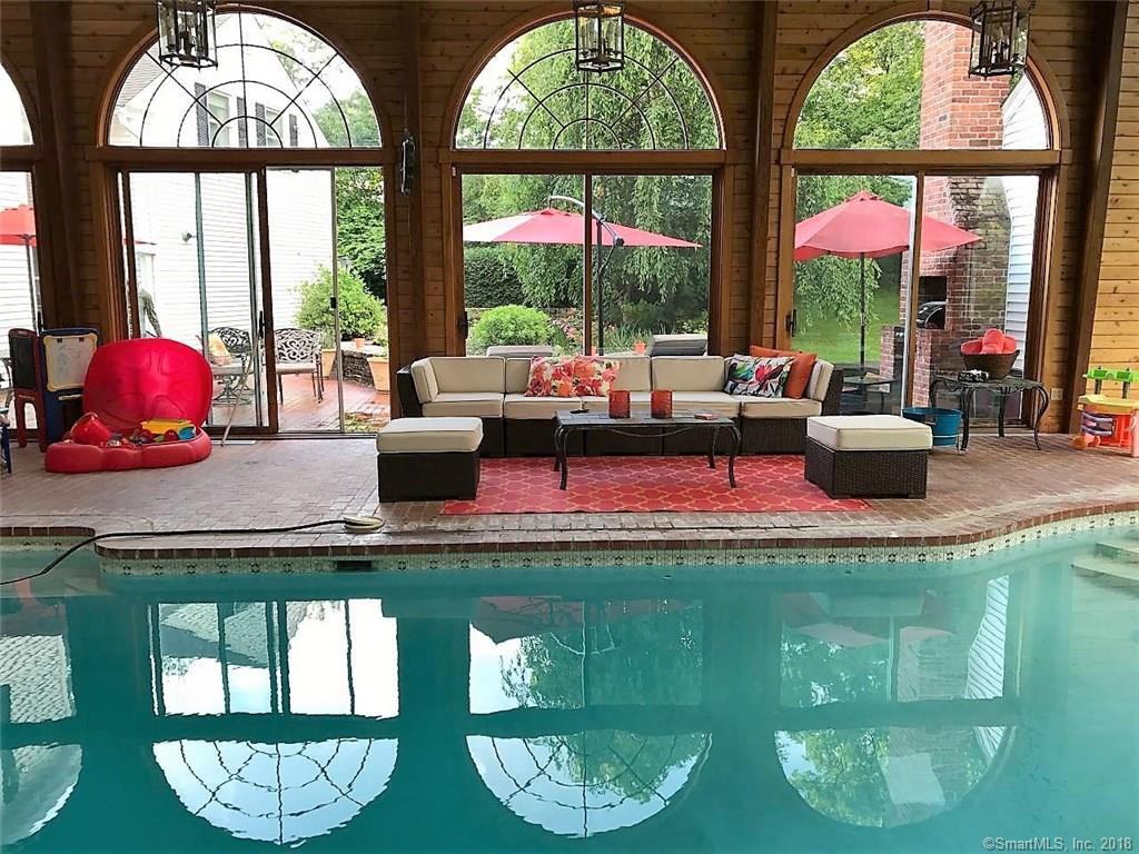 44 Long Hill Dr - Photo 2 of 40