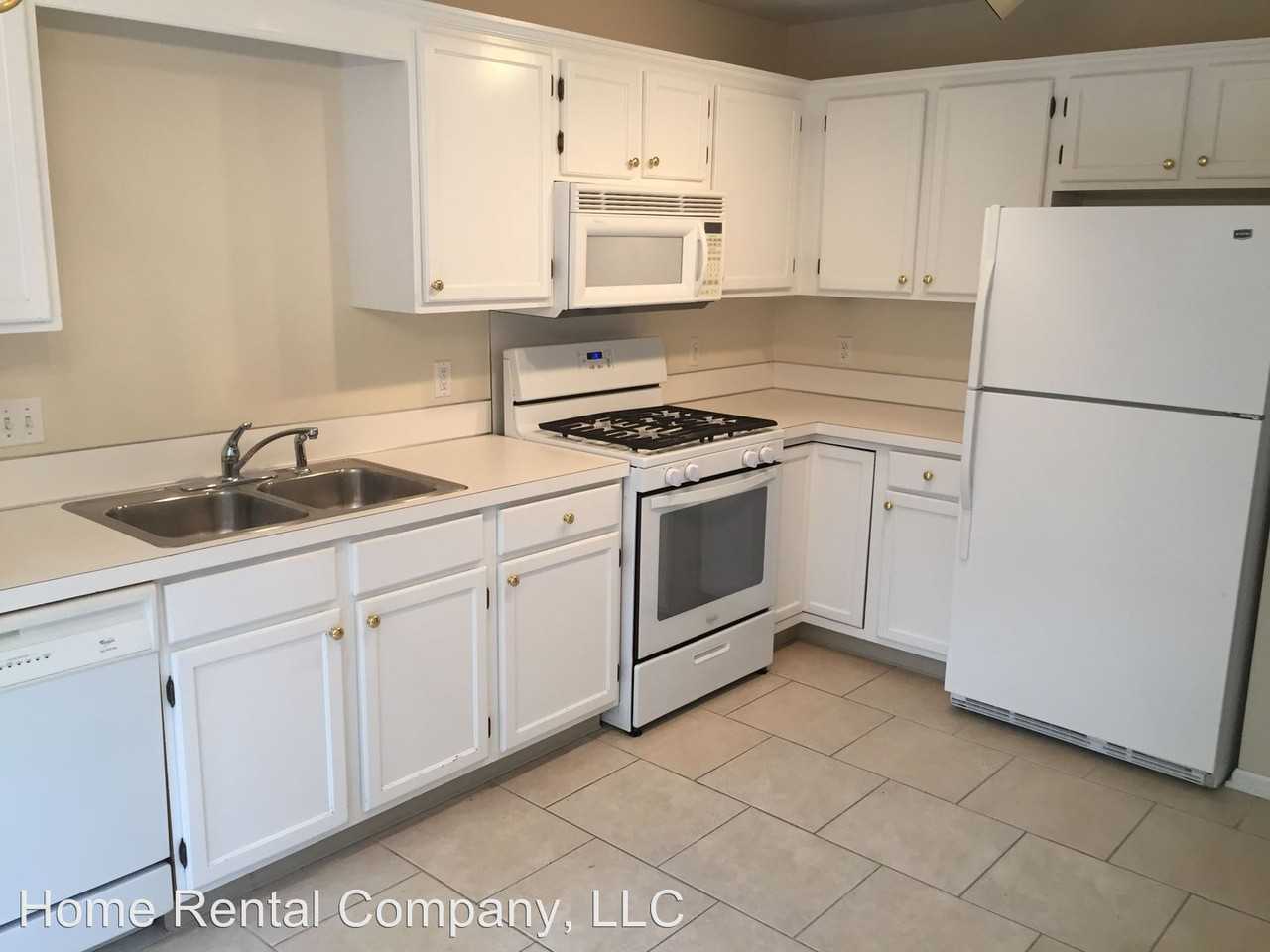 669 Abbey Mill Dr SE - Photo 2 of 17