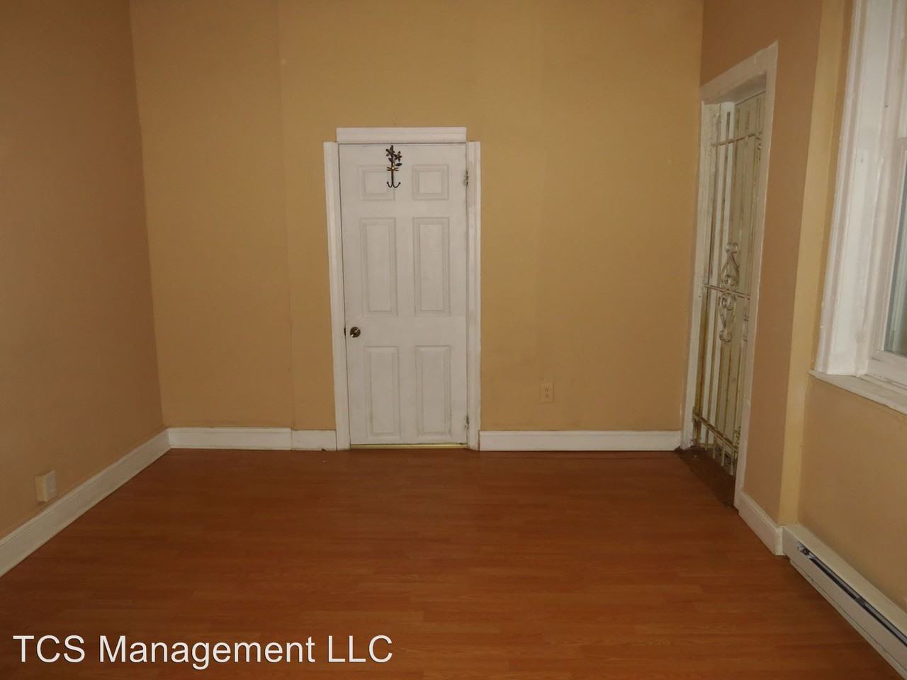 537 North Vogdes Street - Photo 3 of 7