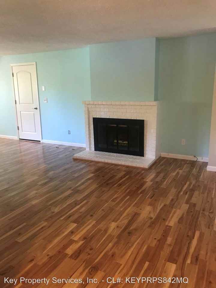 5311 NW Franklin St - Photo 2 of 28