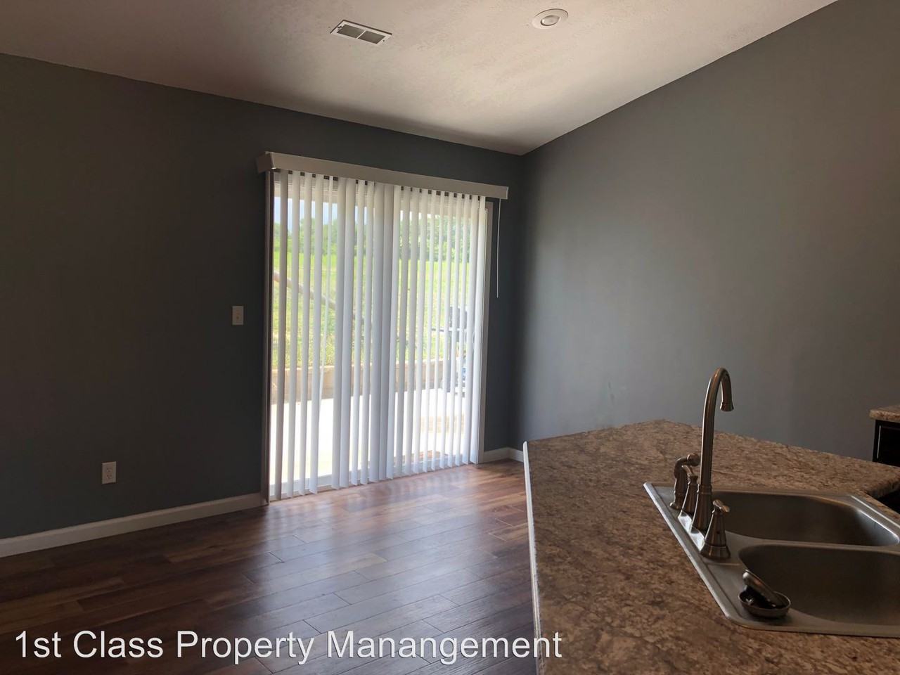 109 Lyla Lane - Photo 3 of 9