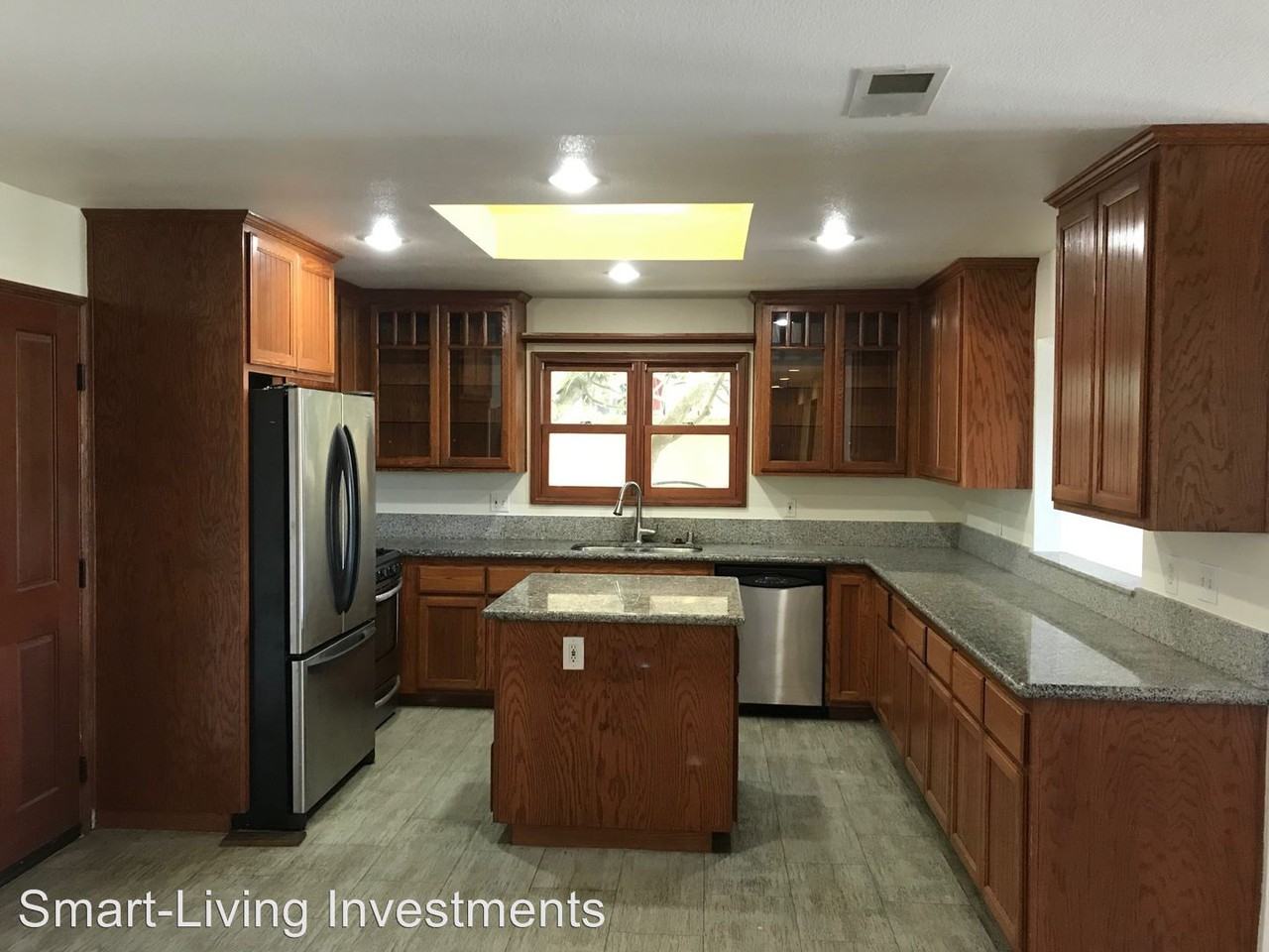 3432 S Gauntlet Dr - Photo 2 of 18