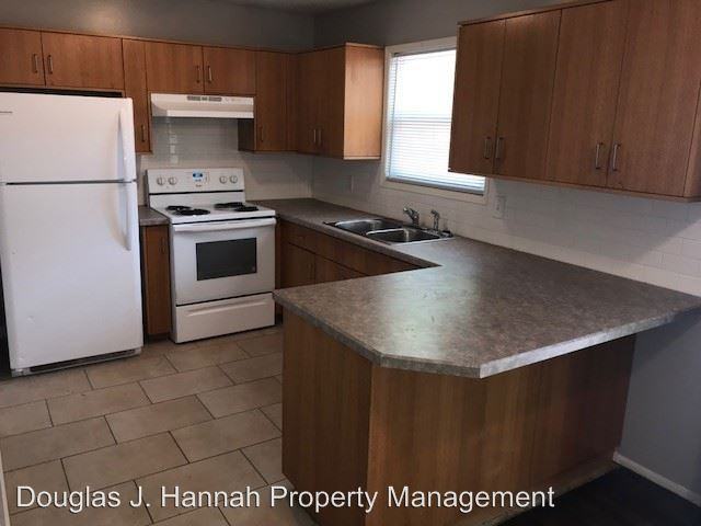 7718 NE 51st St - Photo 3 of 11