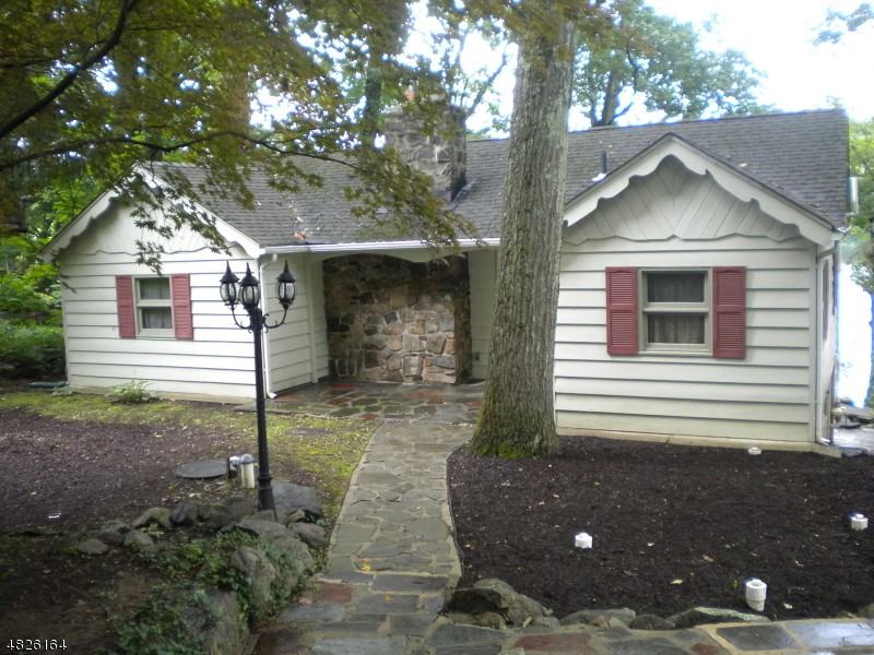 49 Lake Shore Rd W - Photo 2 of 15