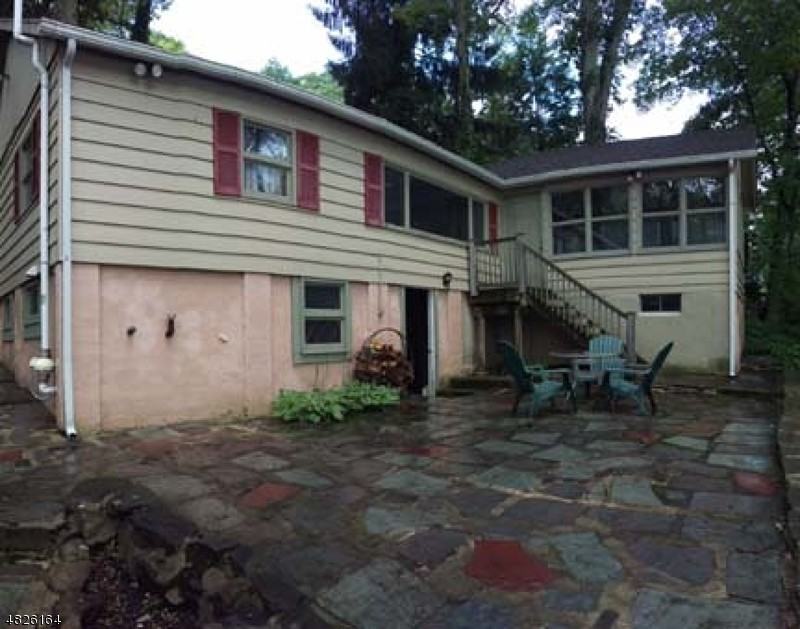 49 Lake Shore Rd W - Photo 3 of 15