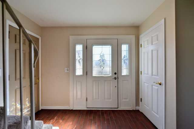 3205 Ramsgate Ln - Photo 3 of 30