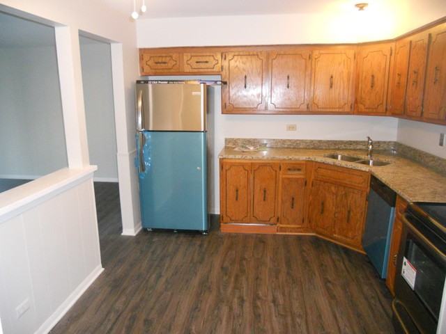 1713 Nelson Rd #10 - Photo 3 of 10