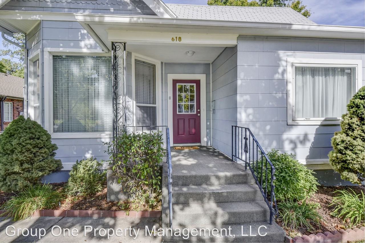 618 W Franklin St - Photo 2 of 24