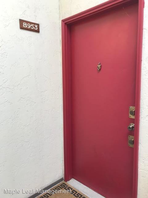 8953 Ravenna Ave NE - Photo 2 of 16