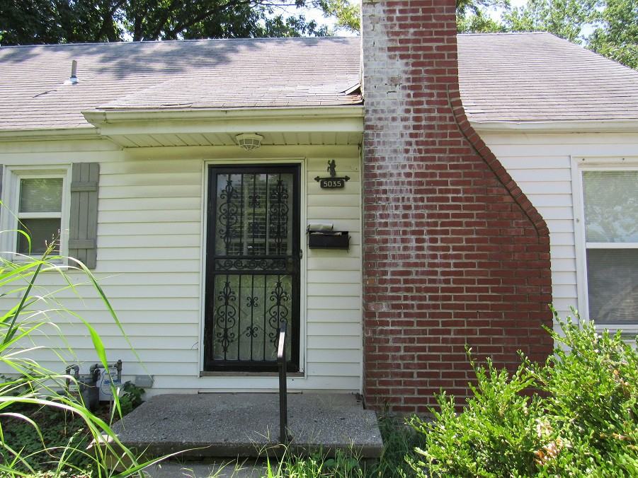 5035 Glenside Dr - Photo 2 of 19