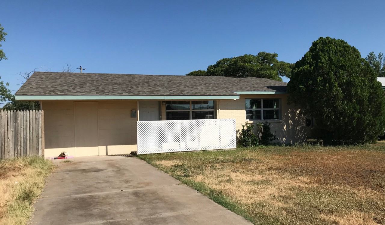 2812 Mariana Ave - Photo 2 of 17