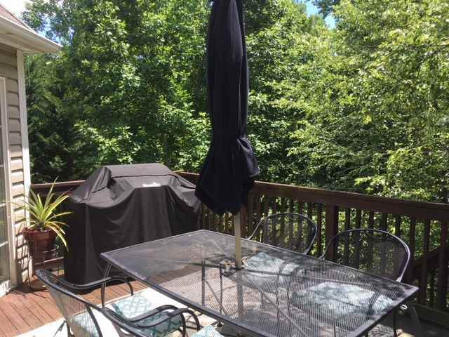 6108 Salisbury Dr - Photo 2 of 8