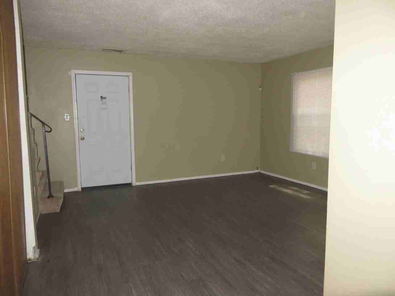 7217 Eunice Avenue - Photo 2 of 8