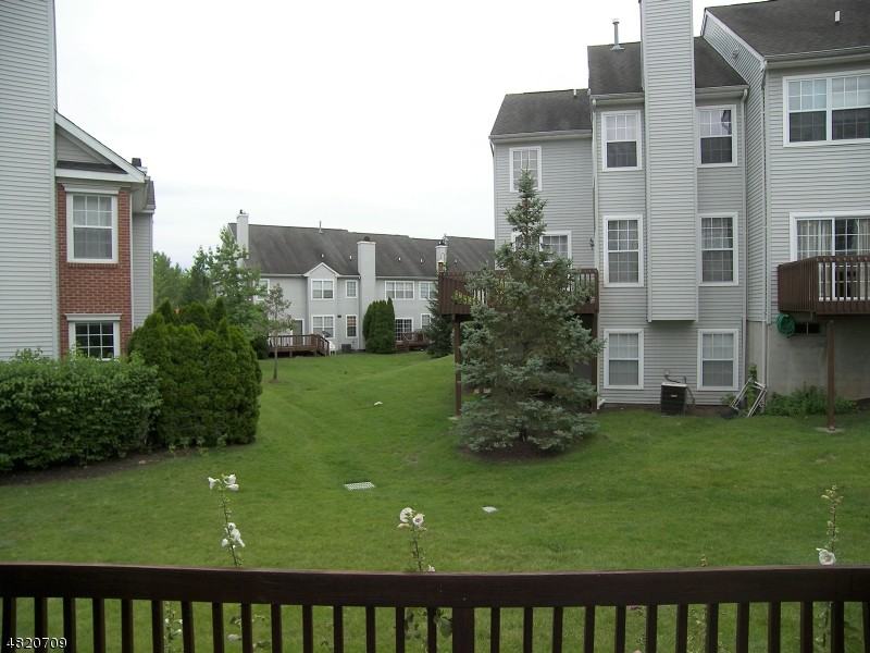 111 Cardigan Ct - Photo 2 of 23