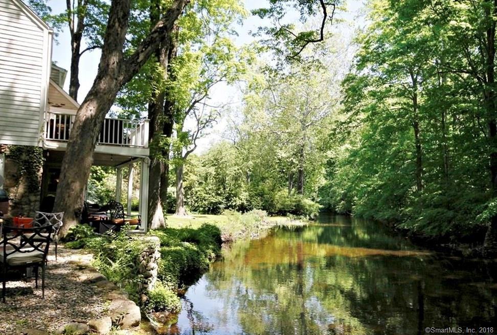 214 Silvermine Ave - Photo 2 of 38