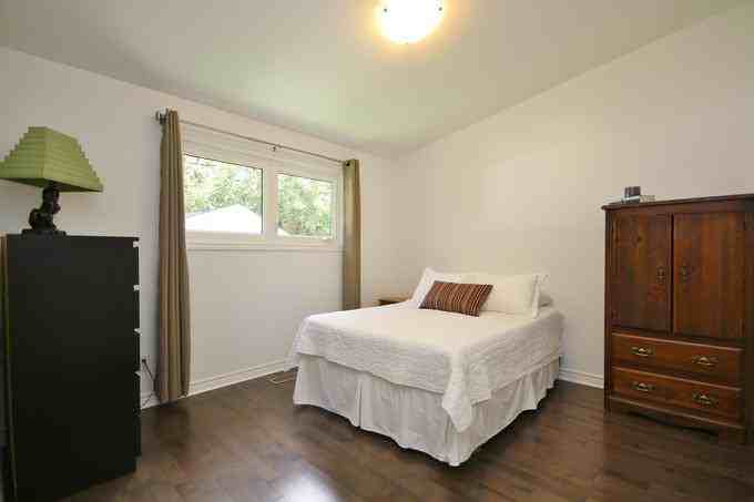 2546 Needham Crescent #A - Photo 2 of 5