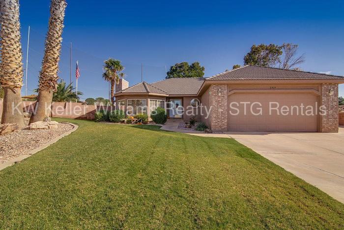 2919 Ebony Cir - Photo 2 of 36