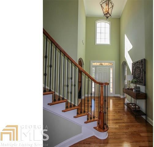 102 Beresford Rd - Photo 2 of 19