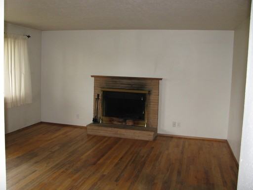 10140 SW 90th Ave - Photo 2 of 9