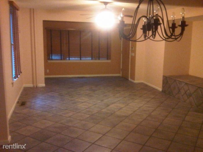 53 Rose Ave - Photo 3 of 10