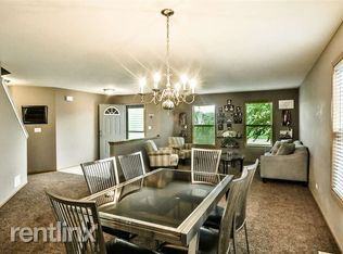 301 Greenbriar Blvd - Photo 2 of 23