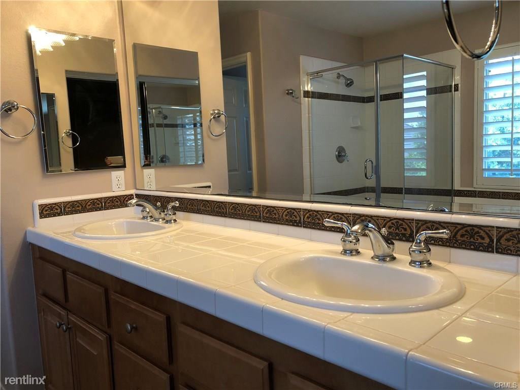 7 Delano - Photo 2 of 15