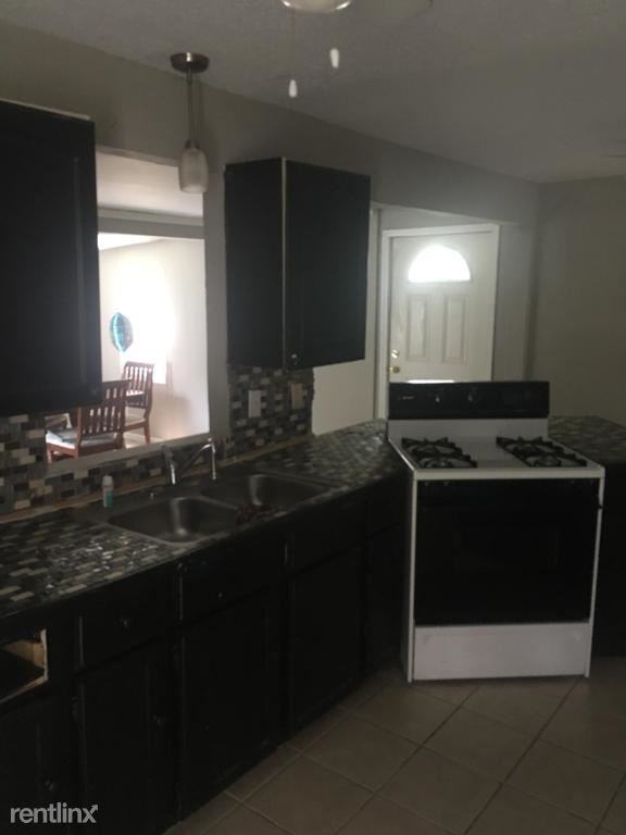 1351 W 87th St - Photo 3 of 13