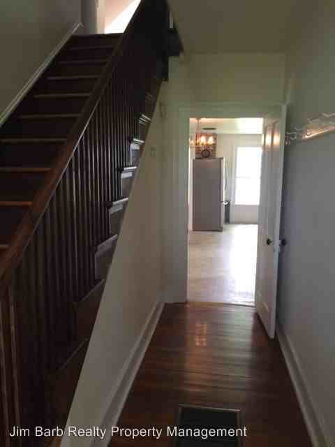 801 E Main St - Photo 3 of 15