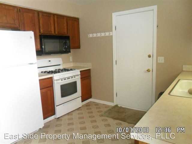 5915 Waldon Rd - Photo 2 of 10