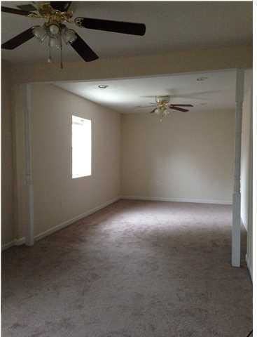 1515 Seacroft Rd - Photo 3 of 3