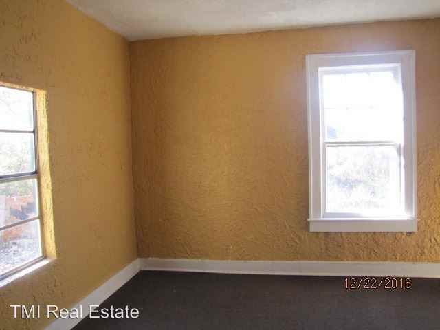 1900 16th Ave N - Photo 2 of 8