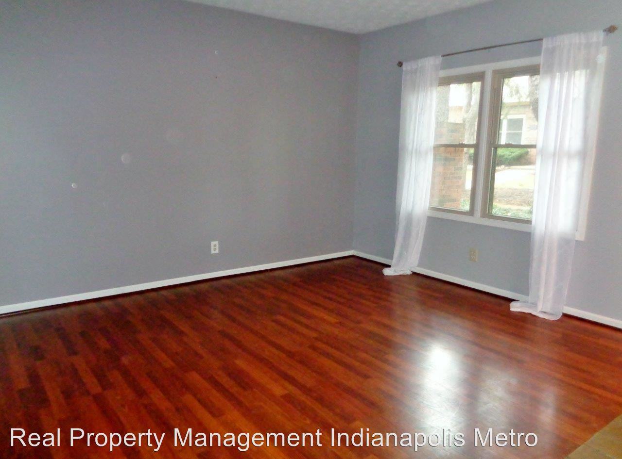 9511 Maple Way - Photo 3 of 20