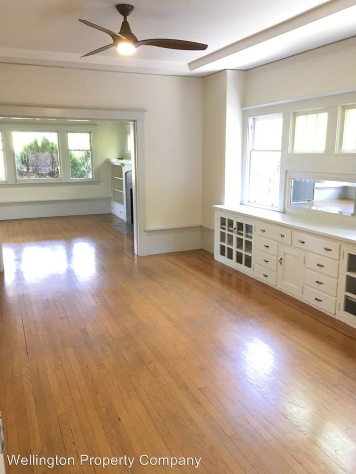 481 Crofton Ave - Photo 3 of 22