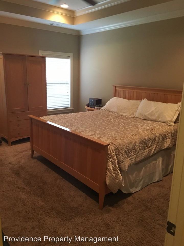 6607 W Braebourne Dr - Photo 2 of 15