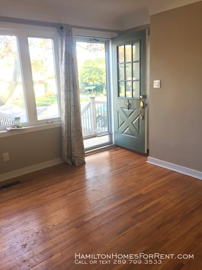 323 W 2nd St - Photo 2 of 14