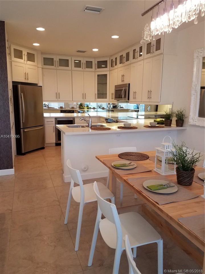 5840 Northwest 104th Court - Photo 3 of 10
