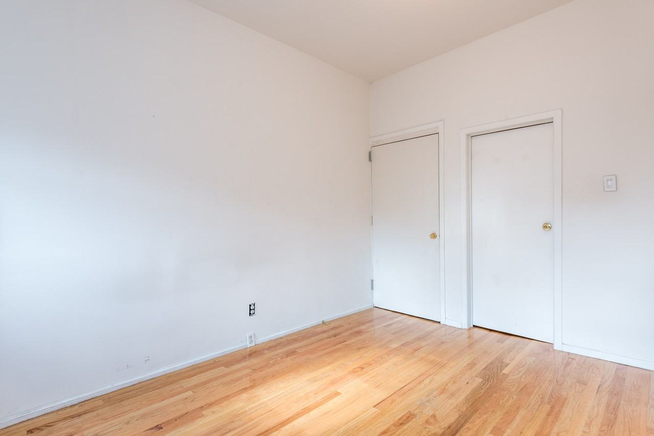 215 Franklin Street #35LE