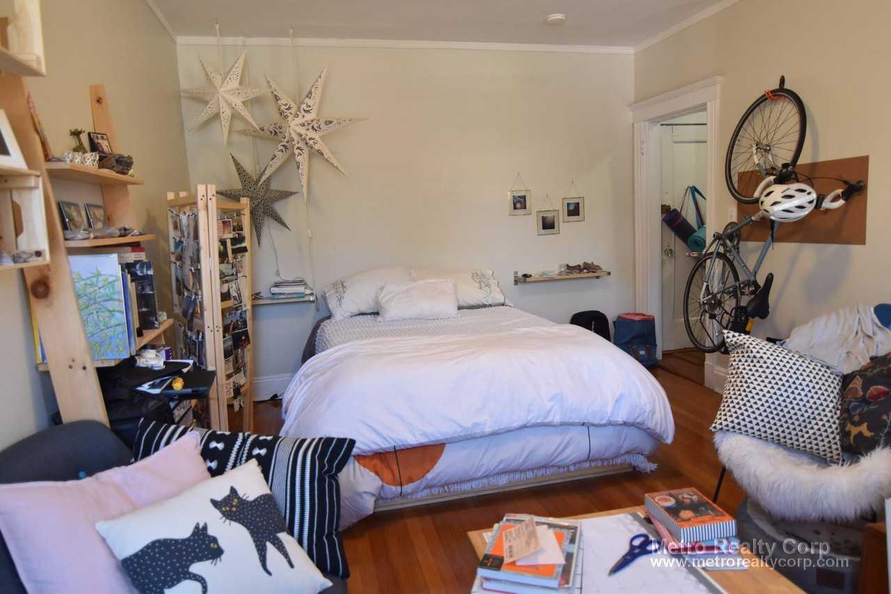 1940 Commonwealth Avenue #22